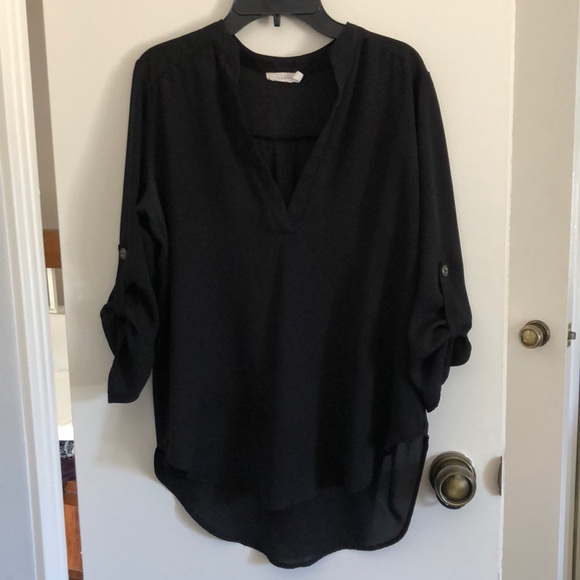 White blouse - Picture 1 of 4